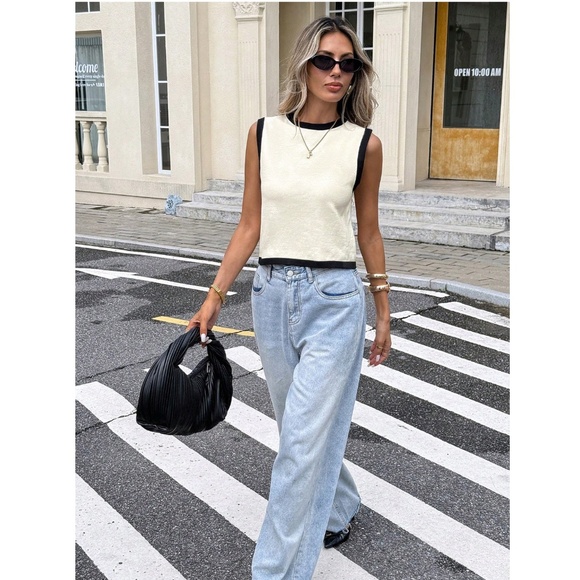 Knit Sleeveless Top Off White with Black Contrast Binding Tie Back - Picture 2 of 11